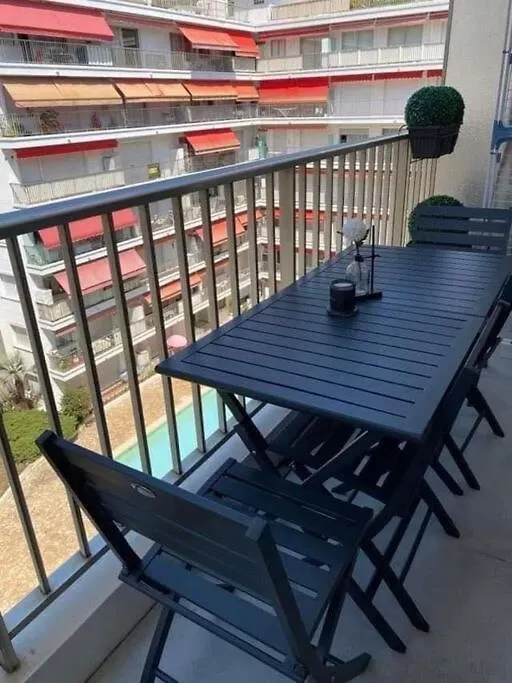 Studio Residence De La Plage, Au Bord De La Mer Menton Frankrike
